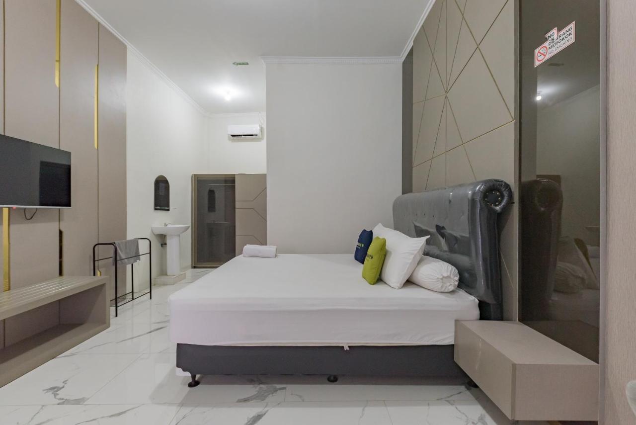 Urbanview Hotel Khayrizsan Tasikmalaya By Reddoorz Zewnętrze zdjęcie