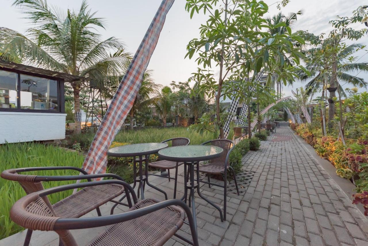 Urbanview Hotel Khayrizsan Tasikmalaya By Reddoorz Zewnętrze zdjęcie