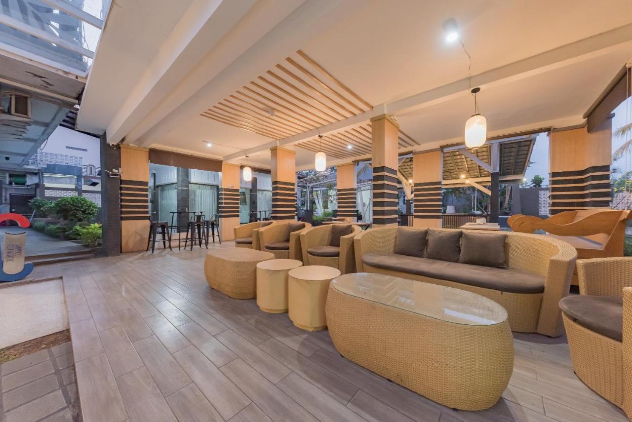 Urbanview Hotel Khayrizsan Tasikmalaya By Reddoorz Zewnętrze zdjęcie