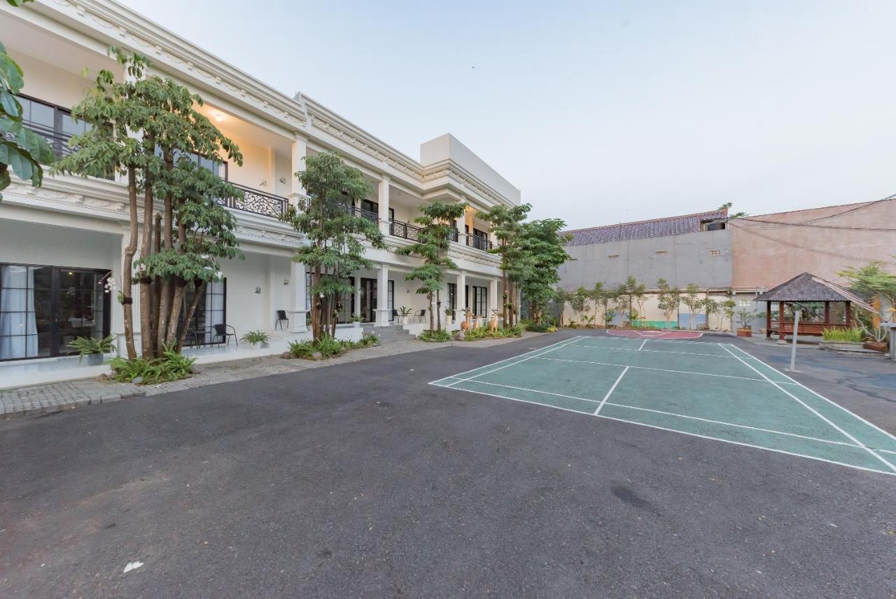 Urbanview Hotel Khayrizsan Tasikmalaya By Reddoorz Zewnętrze zdjęcie